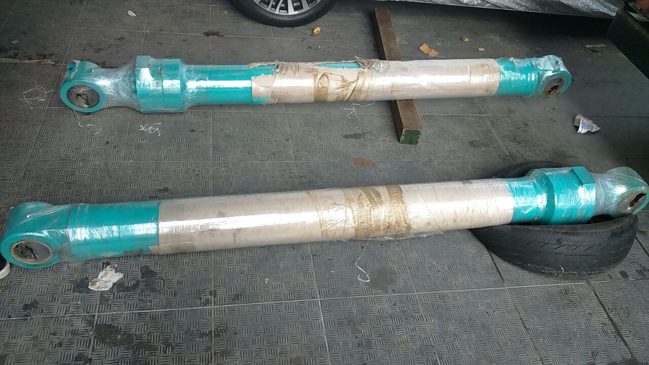 JUAL CYLINDER BOOM SK350-8